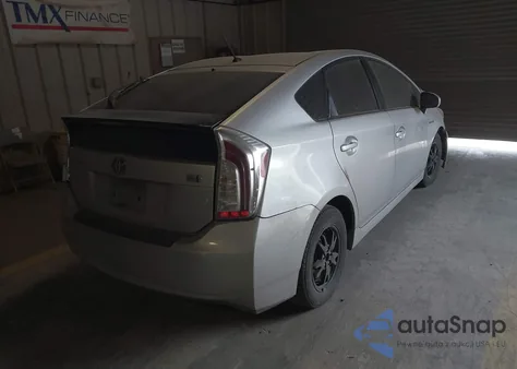 2015 Toyota Prius Two из США, поврежденный, VIN JTDKN3DU2F1938125